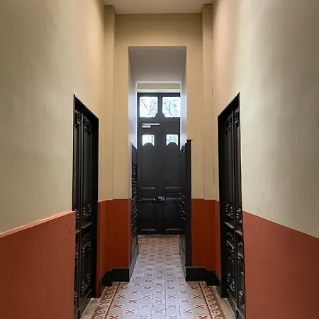 , Rénové Dans Immeuble Classé.