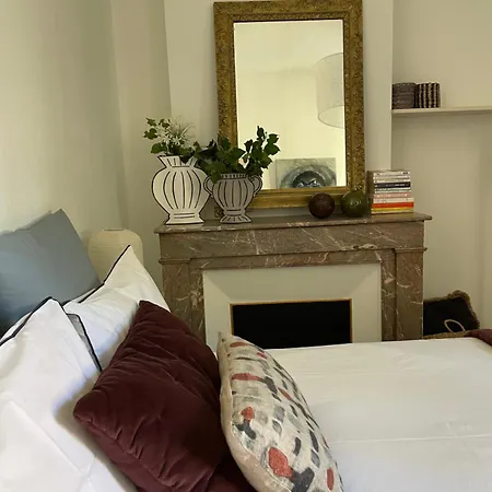 , Renove Dans Immeuble Classe. Apartamento