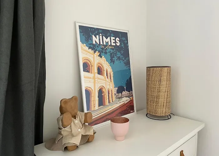 , Renove Dans Immeuble Classe. Apartment *